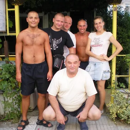 Family Astra פרימורסקו
